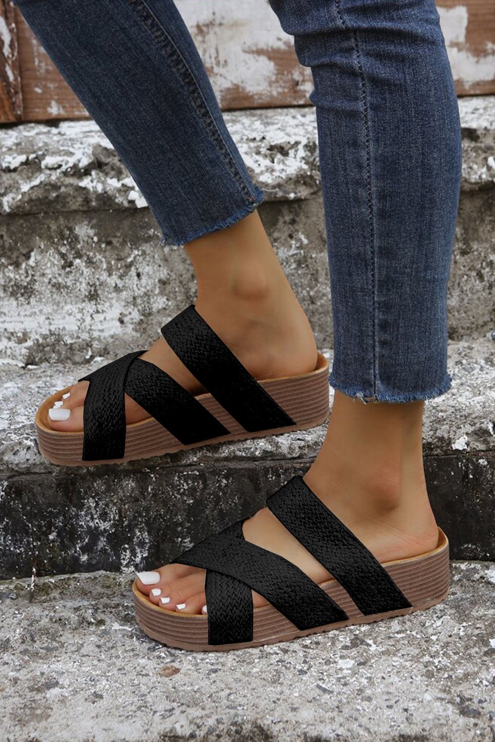 Black Woven Cross Criss Hollowed Slip-On Slippers - Image 3