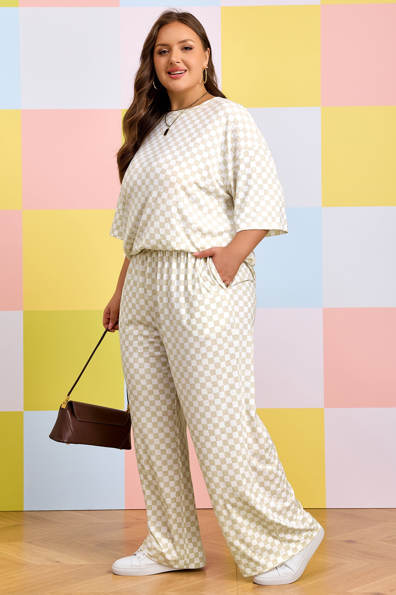 Khaki Plus Size Checkered Print Half Sleeve Tee Loose Pants Two-piece Lounge Set - Image 3