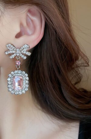 Alloy Crystal Geometric Dangle Earrings