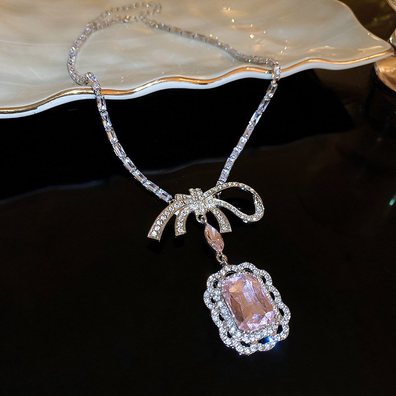 Alloy Crystal Geometric Pendant Necklace - Image 2