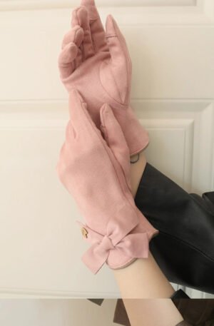 Bow-Decorated Gloves