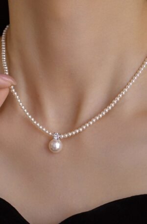 Pearl Pendant Necklace