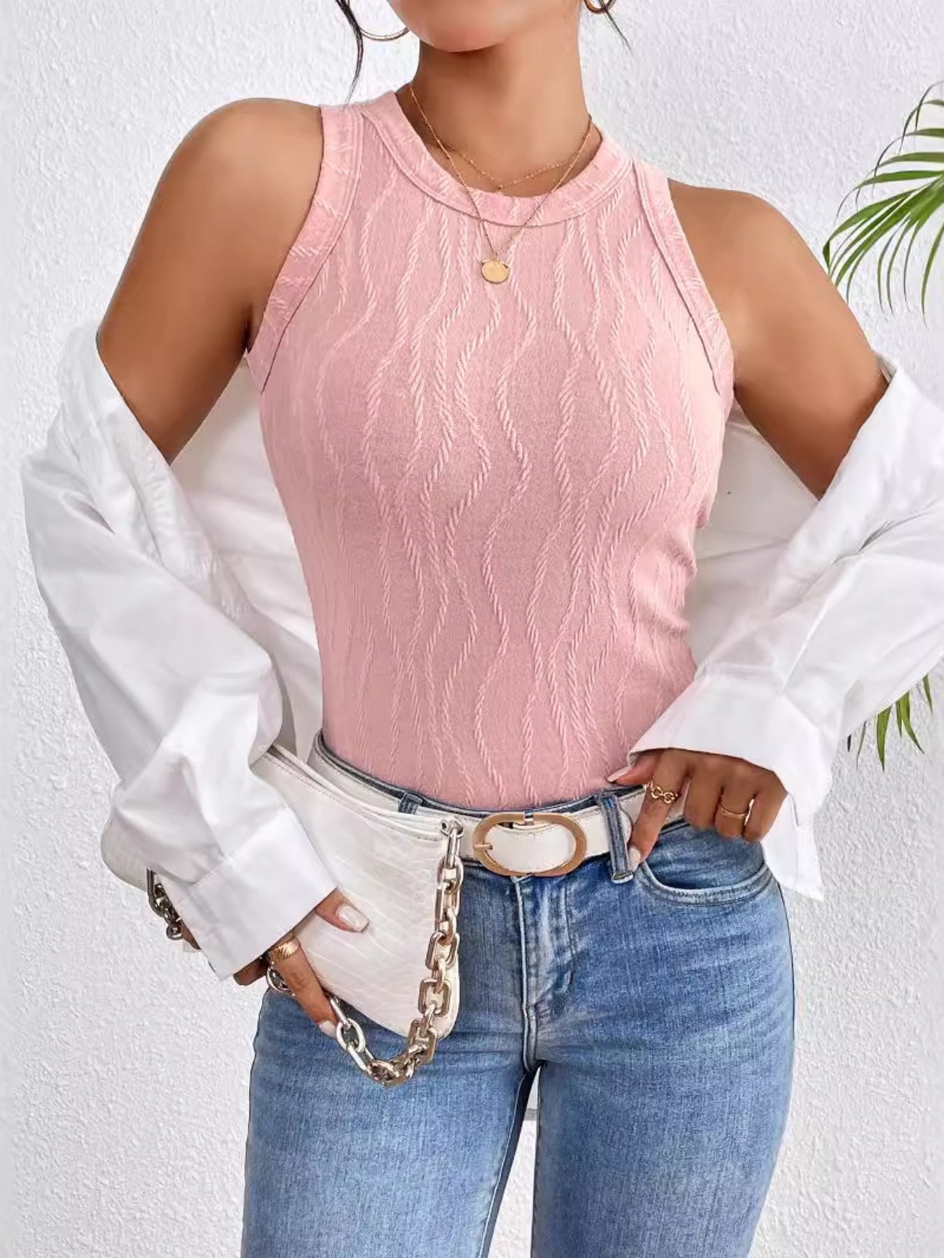 Textured Round Neck Tank Top - Image 4