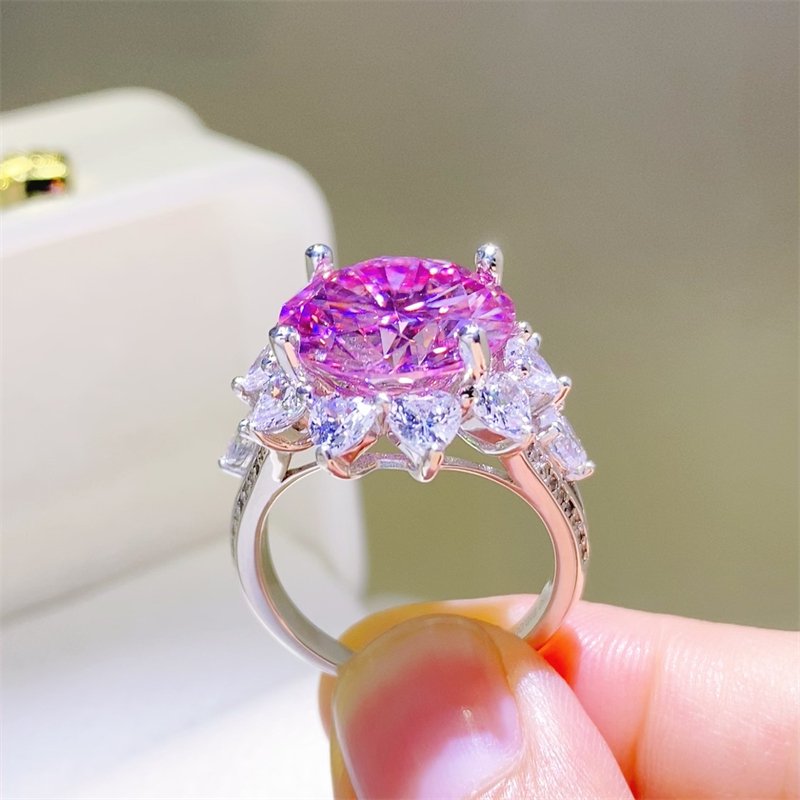 10 Carat Moissanite Zircon 925 Sterling Silver Ring - Image 2