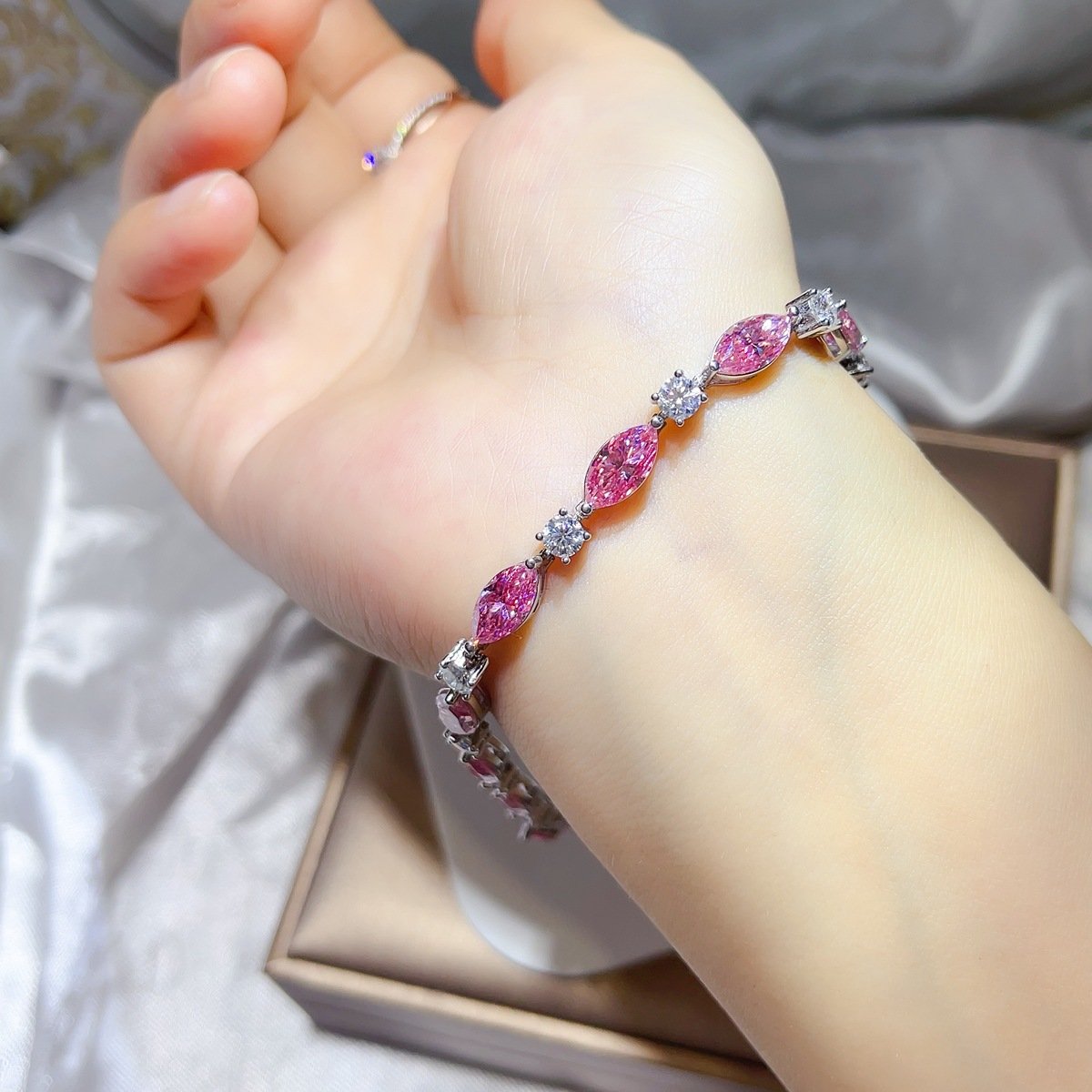 925 Sterling Silver Moissanite Bracelet - Image 6