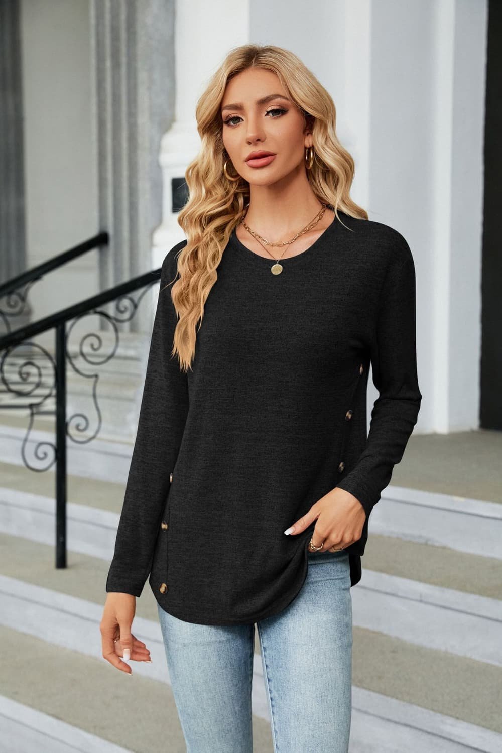 Round Neck Long Sleeve T-Shirt - Image 17